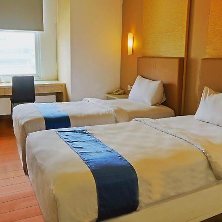 Terraz Tree Hotel Jakarta Jacarta Exterior foto