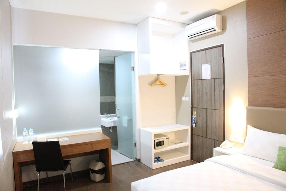 Terraz Tree Hotel Jakarta Jacarta Exterior foto