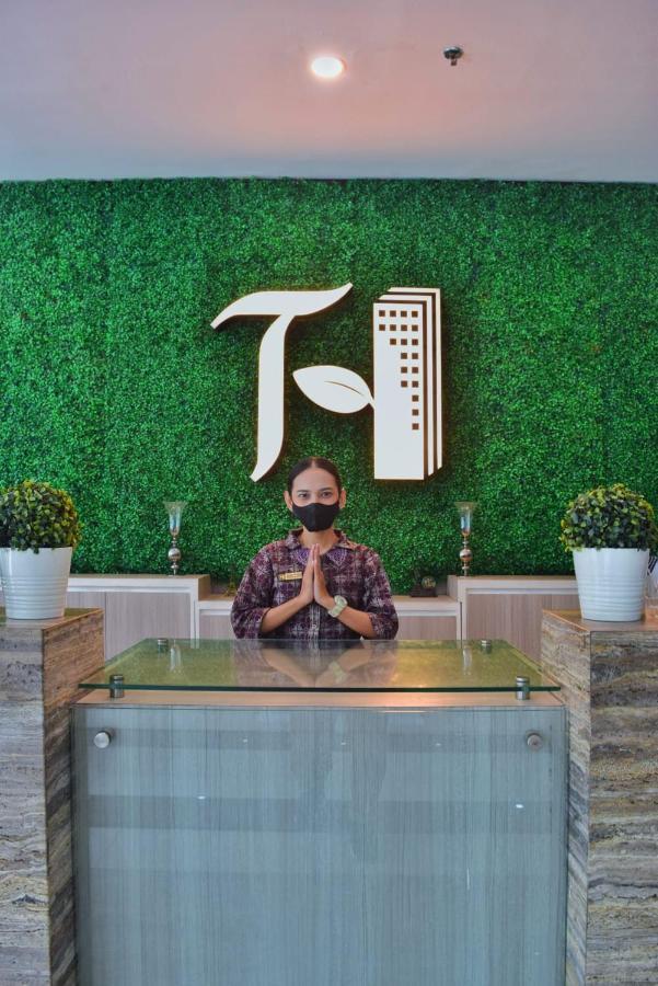 Terraz Tree Hotel Jakarta Jacarta Exterior foto