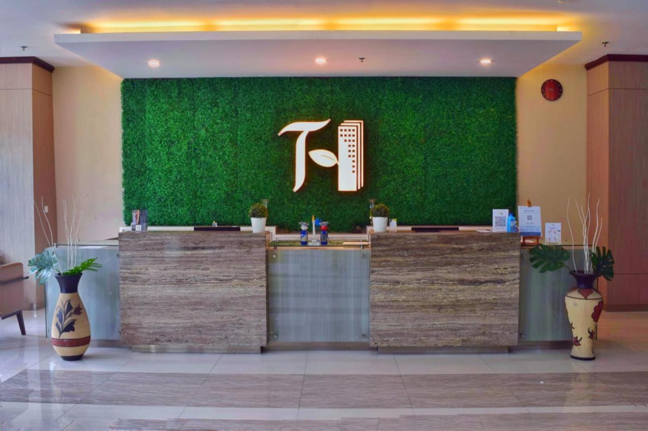 Terraz Tree Hotel Jakarta Jacarta Exterior foto