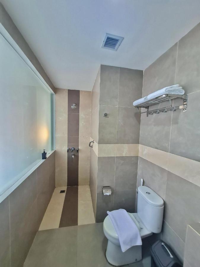 Terraz Tree Hotel Jakarta Jacarta Exterior foto
