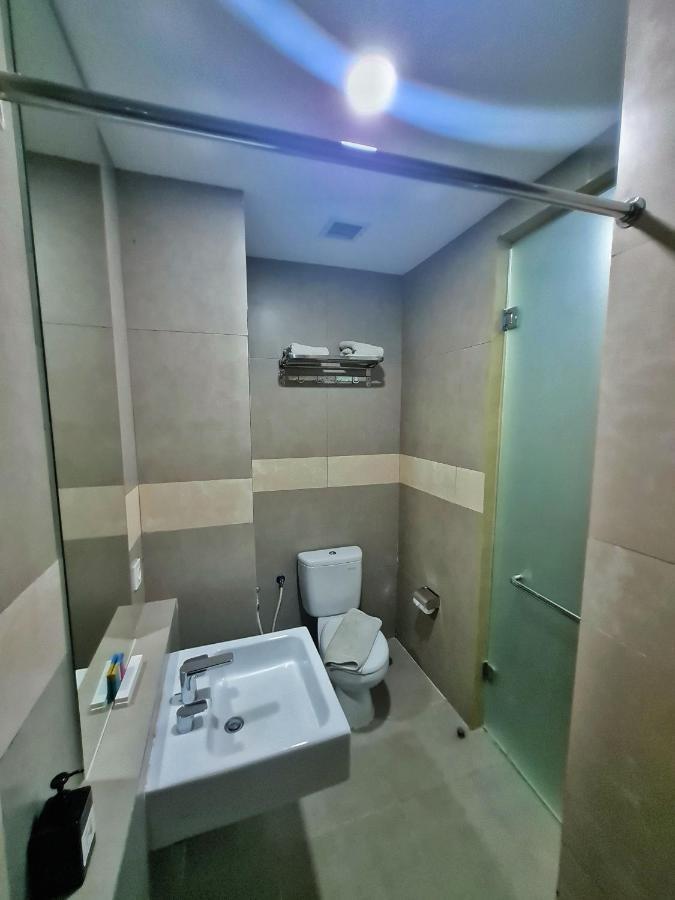 Terraz Tree Hotel Jakarta Jacarta Exterior foto