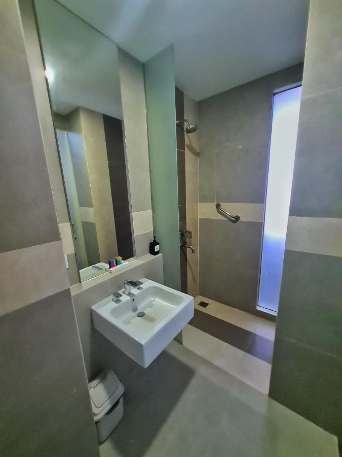 Terraz Tree Hotel Jakarta Jacarta Exterior foto